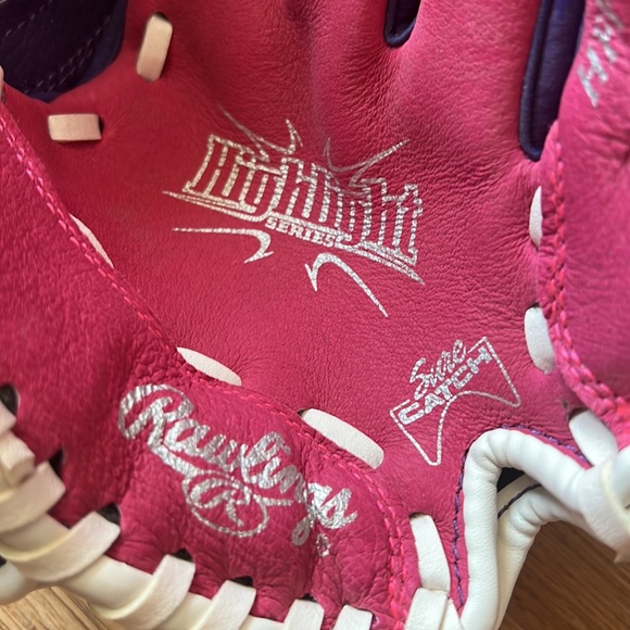 Rawlings t-ball mitt - Picture 3 of 11